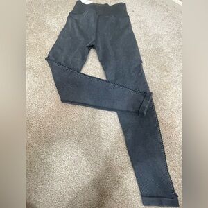 NWT Aerie Offline 7/8 leggings XS dark grey —moto style — braided side